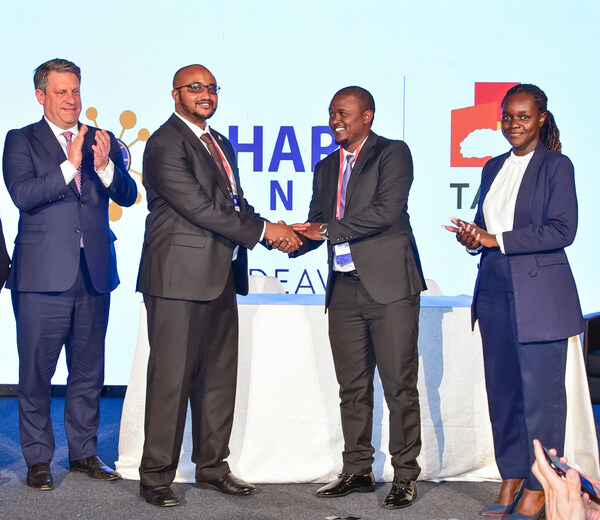 (Left to right) Frank Mosier, Chairman of the Board of Directors, Rendeavour; Alex Kahu, Country Head, Kenya, Rendeavour; Hon. John Njogu, Gitothua Ward MCA; and Linda Nyaseda, Head of City Management, Tatu City, during the launch of Fahari Link, Tatu Citys new internet company, targeting digitally underserved communities in Kenya (Credit: Tatu City).